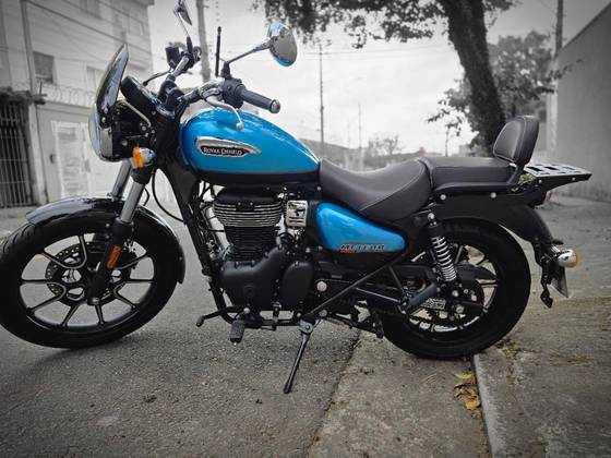 ROYAL ENFIELD METEOR 350 SUPERNOVA 